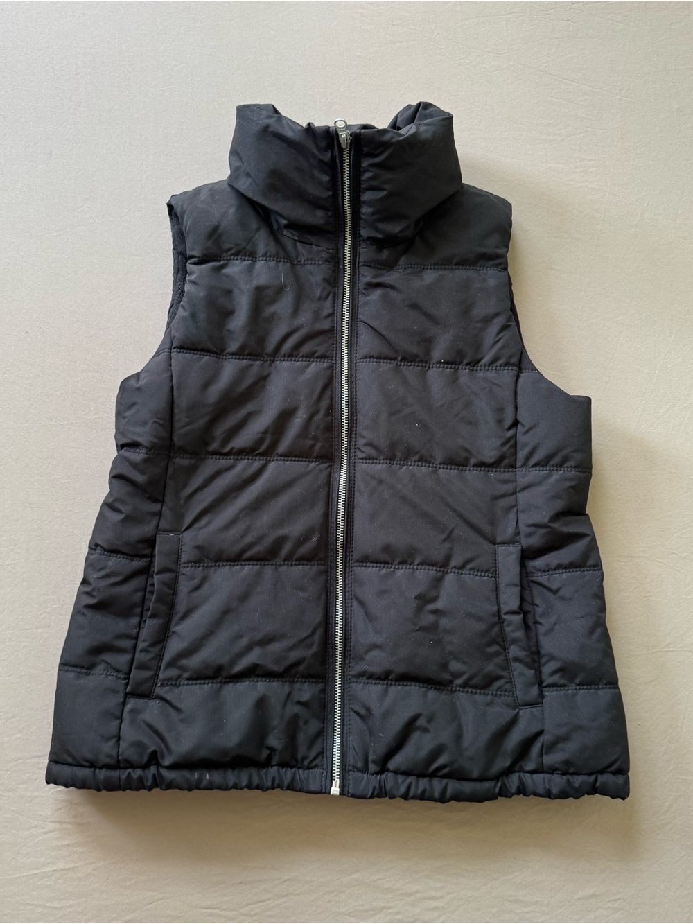Old Navy Classic Puffer Vest